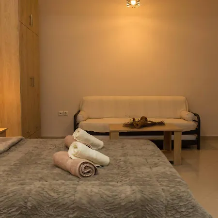 Luxury Apartment *